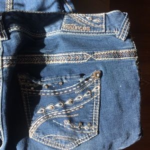 Maurice women’s Capri